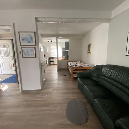 Ferienwohnung mit separatem Eingang und Parkplatz Dorf Mecklenburg Bagian luar foto