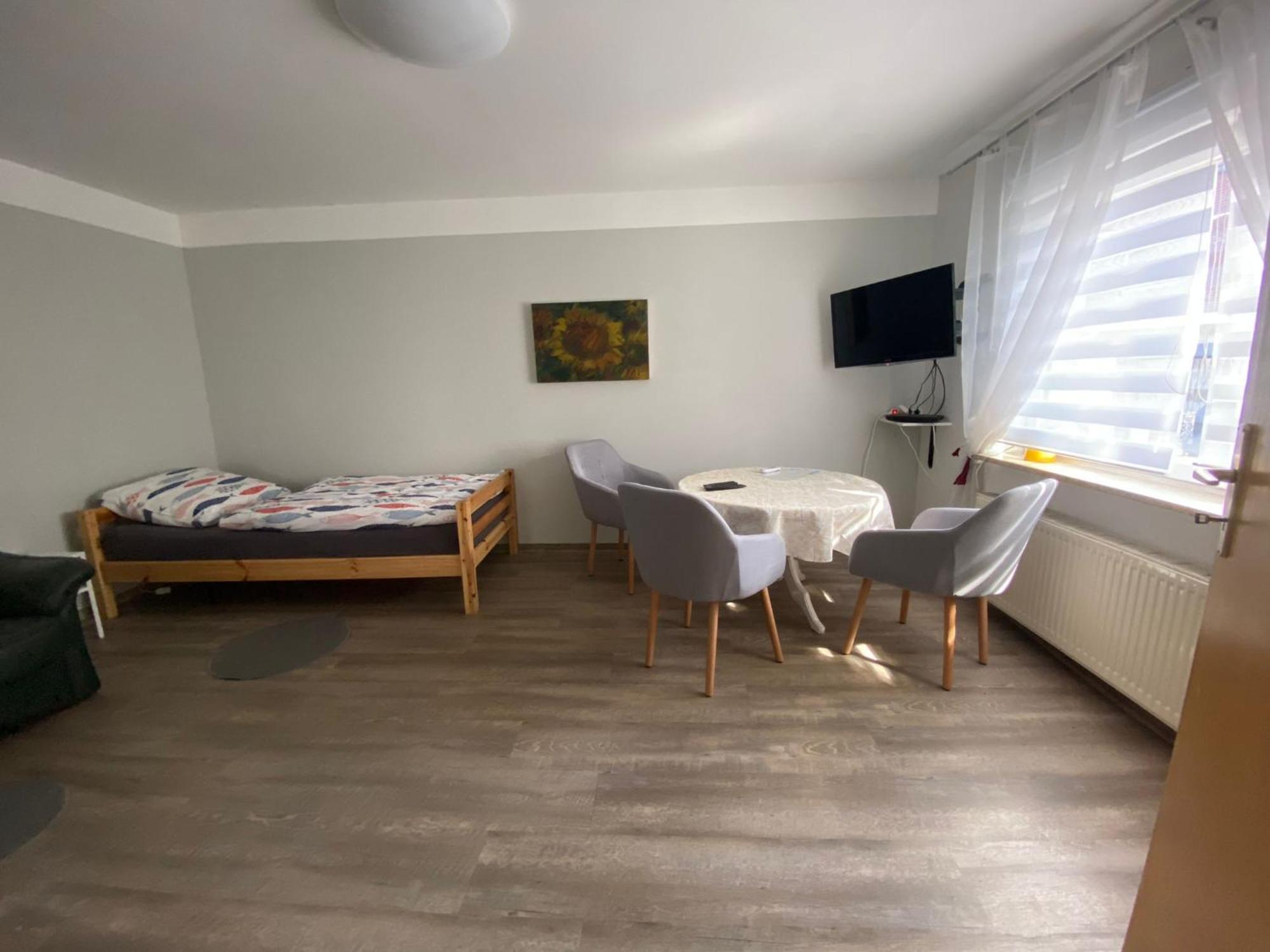 Ferienwohnung mit separatem Eingang und Parkplatz Dorf Mecklenburg Bagian luar foto