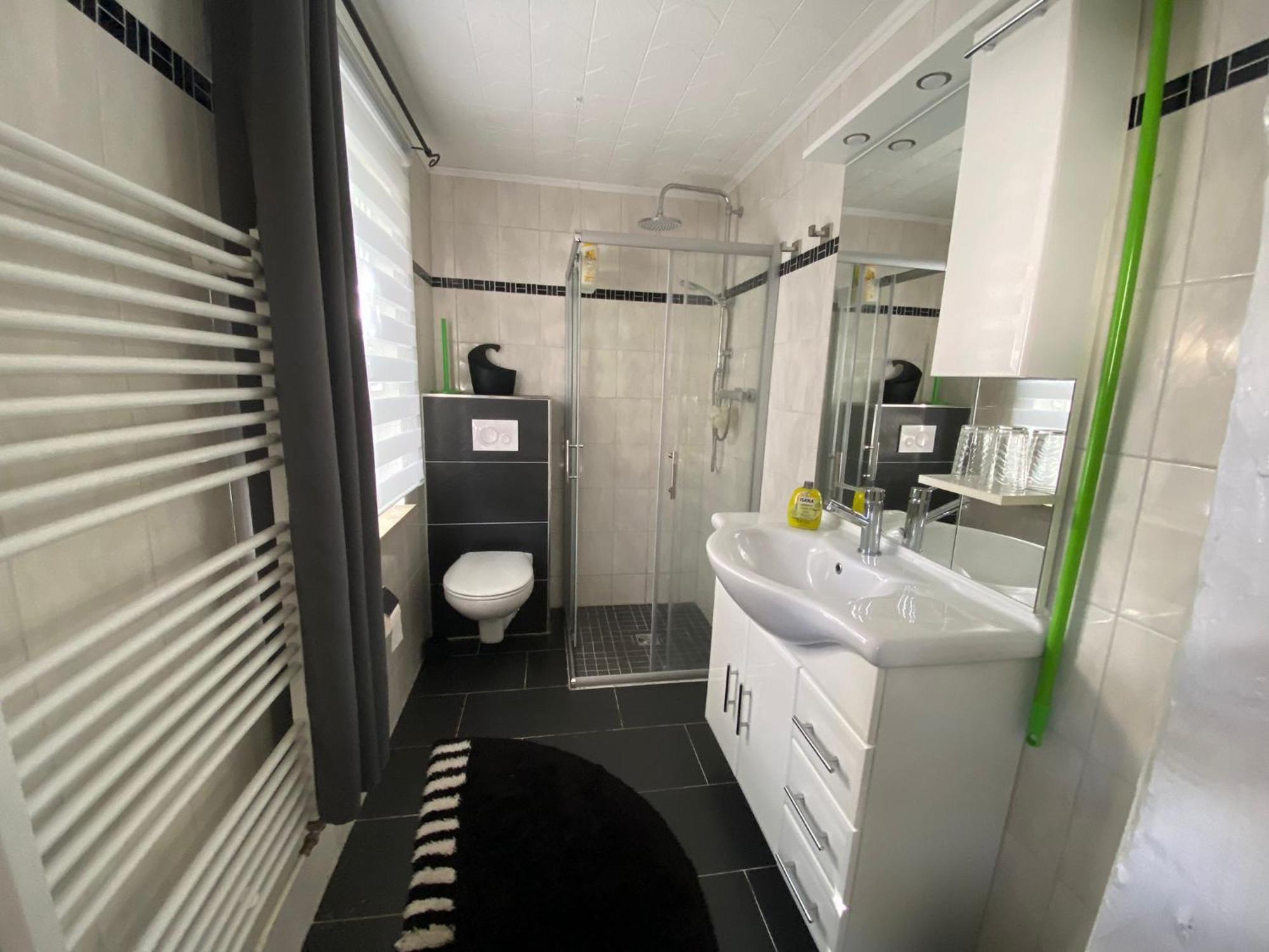 Ferienwohnung mit separatem Eingang und Parkplatz Dorf Mecklenburg Bagian luar foto